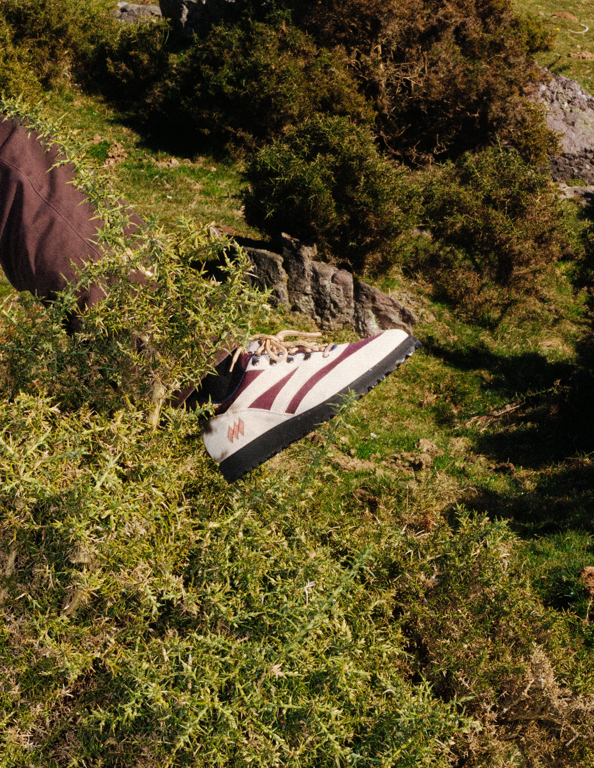 Matterhorn Beige Bordeaux – Warrior Sports Shoes